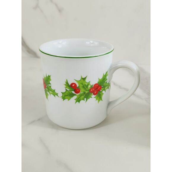 Schmidt Coffee Mug Teacup Christmas Holly Wreath Porcelain 3 1/2" Brasil x4 Vtg - Picture 5 of 13